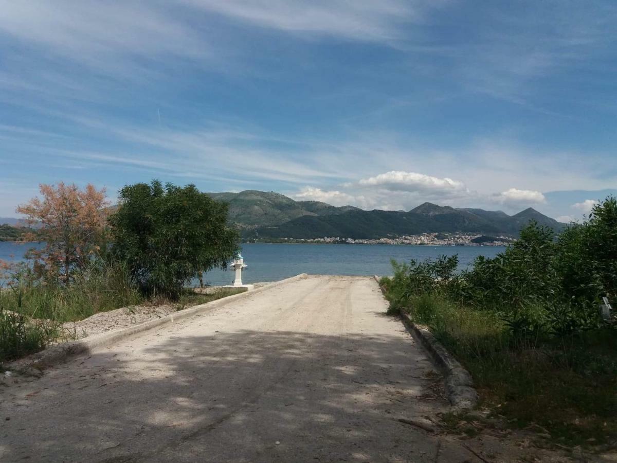 Camping Drepanos Igoumenitsa Exterior foto